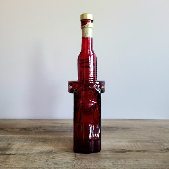 Tommy guns tequila Gold empty red bottle - Picture 8 of 11